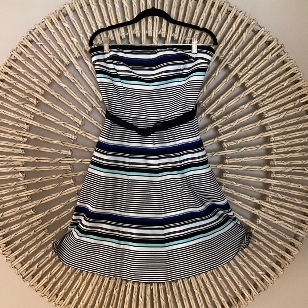 White House Black Market Strapless Stripe Print Dress